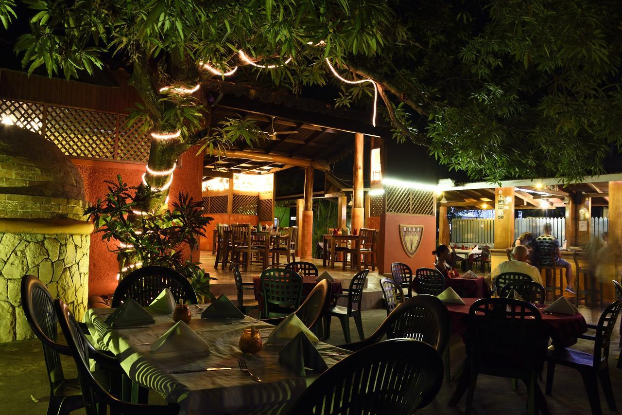 Sunrise Club Hotel Negril Exterior photo